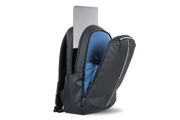 MOCHILA PORTAORDENADOR LIBERTO NEGRO 246.720–01