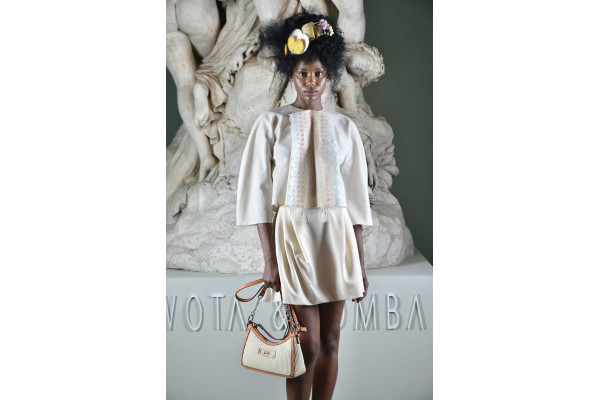 BOLSO / BANDOLERA DEVOTA & LOMBA NATIVE NARANJA 150.309-02