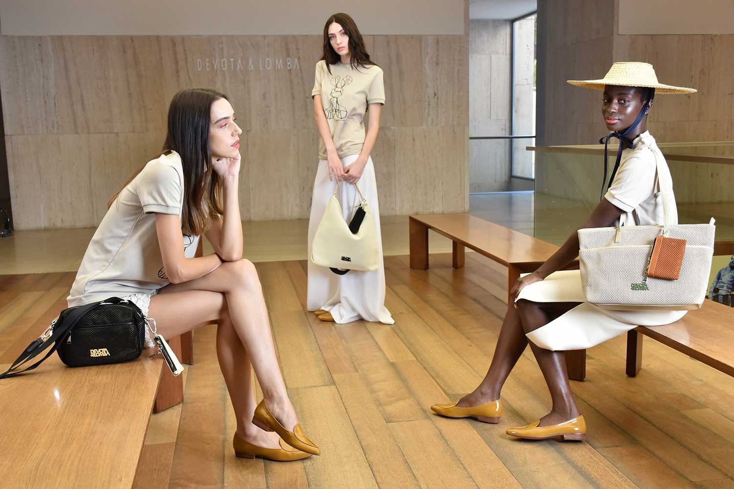 BOLSO SHOPPING DEVOTA & LOMBA NET TAUPE 260.853-03