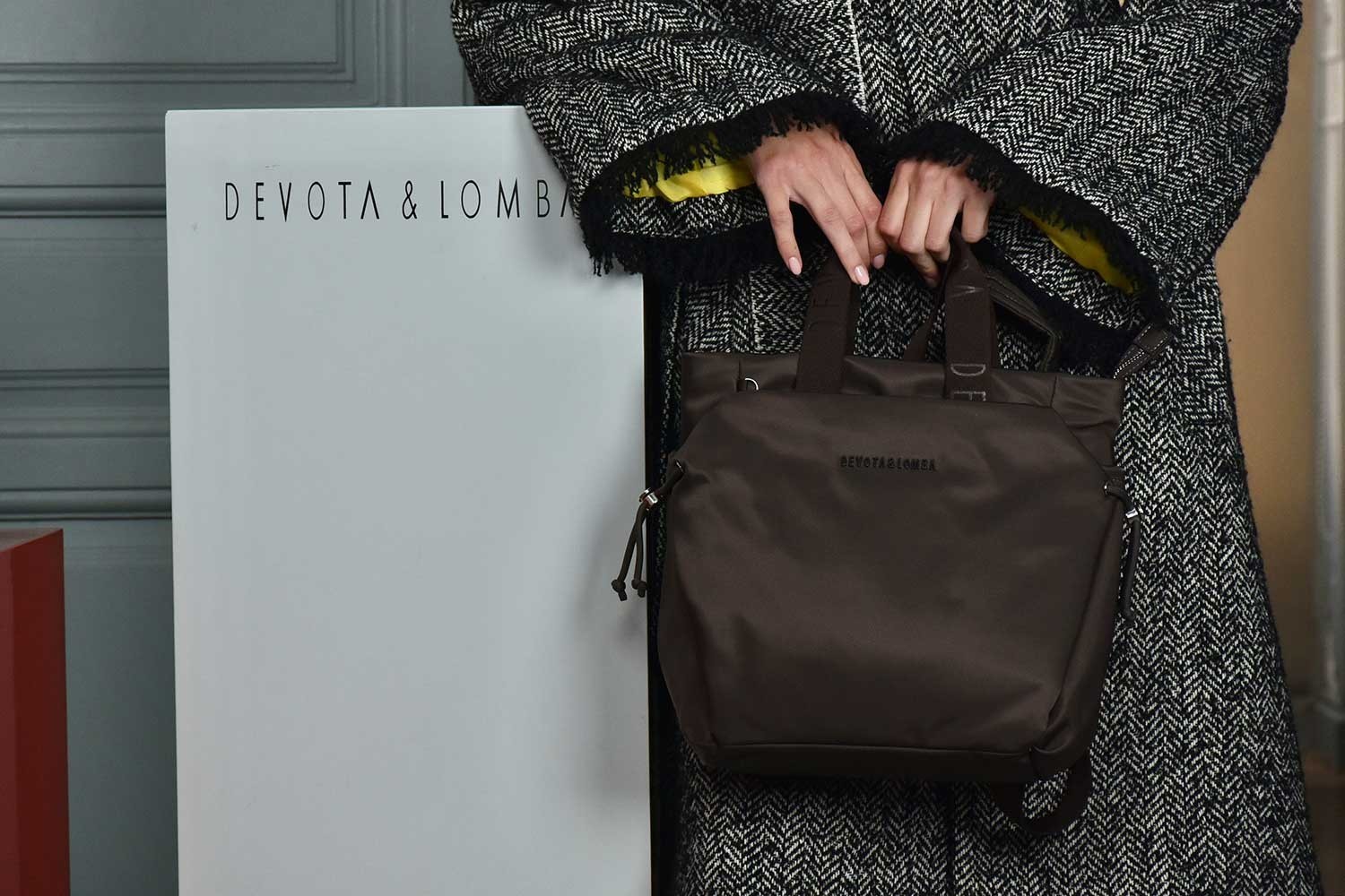 MOCHILA DEVOTA & LOMBA NOVA MARRÓN 160.503-03
