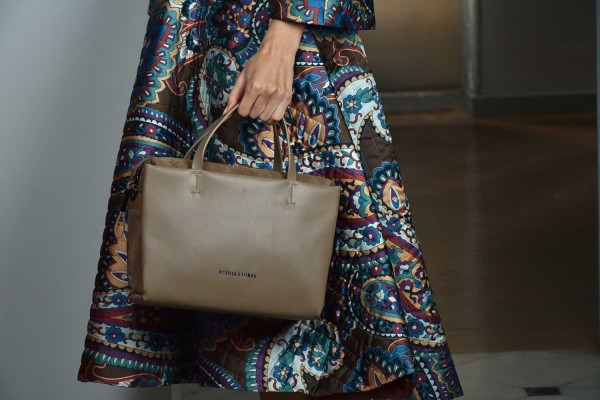 BOLSO / BANDOLERA DEVOTA & LOMBA SEREN TAUPE 160.512-05