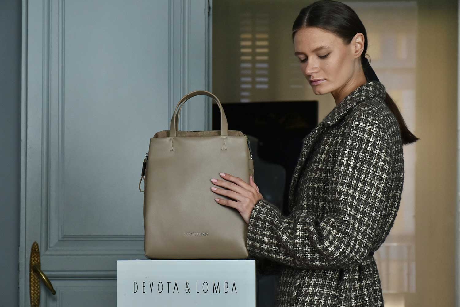 MOCHILA DEVOTA & LOMBA SEREN TAUPE 160.515-05